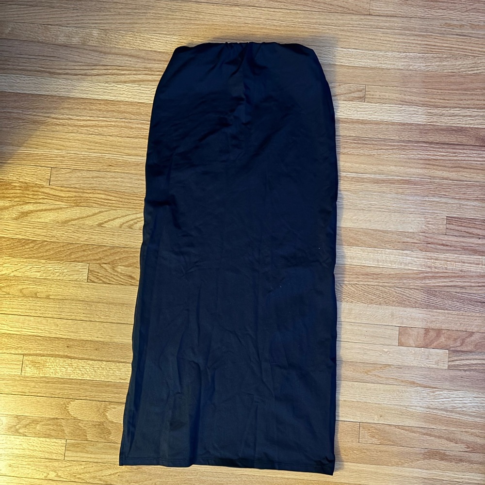Pull&Bear Black Pencil Skirt with slit